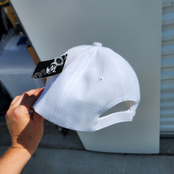 White New York baseball cap (4 for $20) bundle - Picture 3 of 3